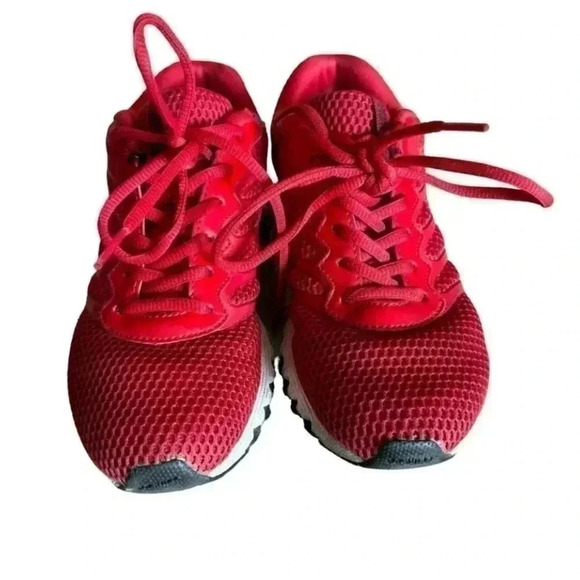 K-Swiss Youth Tubes 200 Shoe Lightweight Breathdable Red Athletic Sneakers SZ 5 - Picture 2 of 11